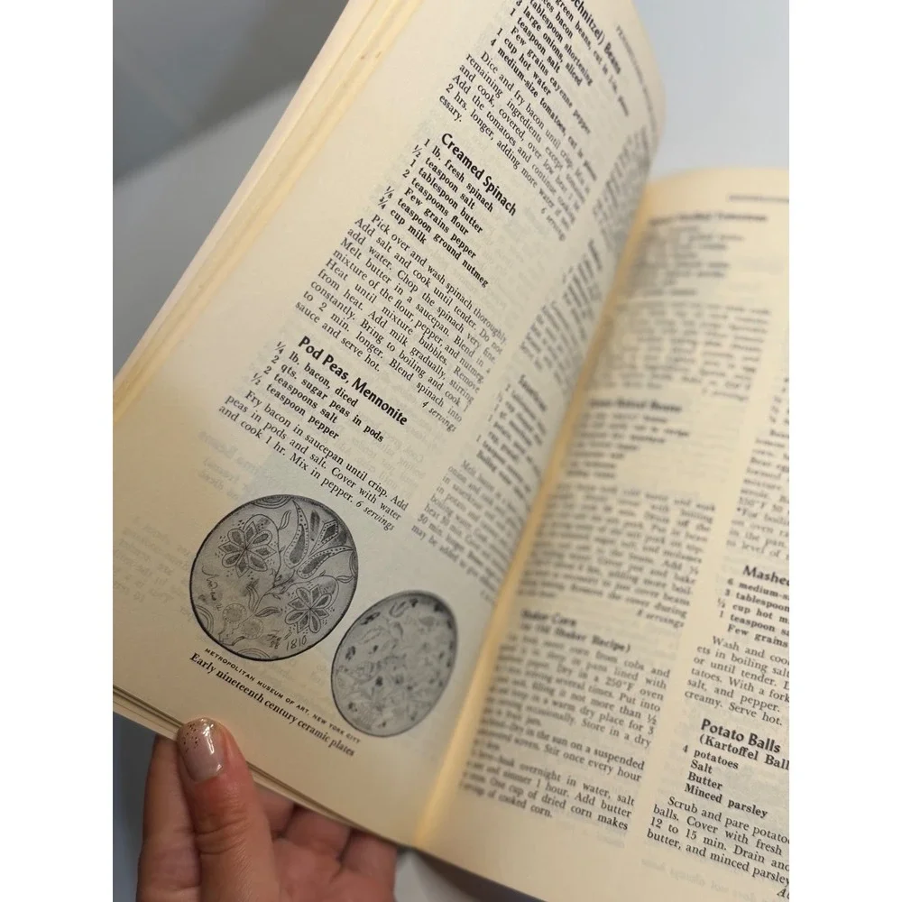 VTG‎ Pennsylvania Dutch Cookbook Fine Old Recipes Lillie S Lustig Folk Art 1967